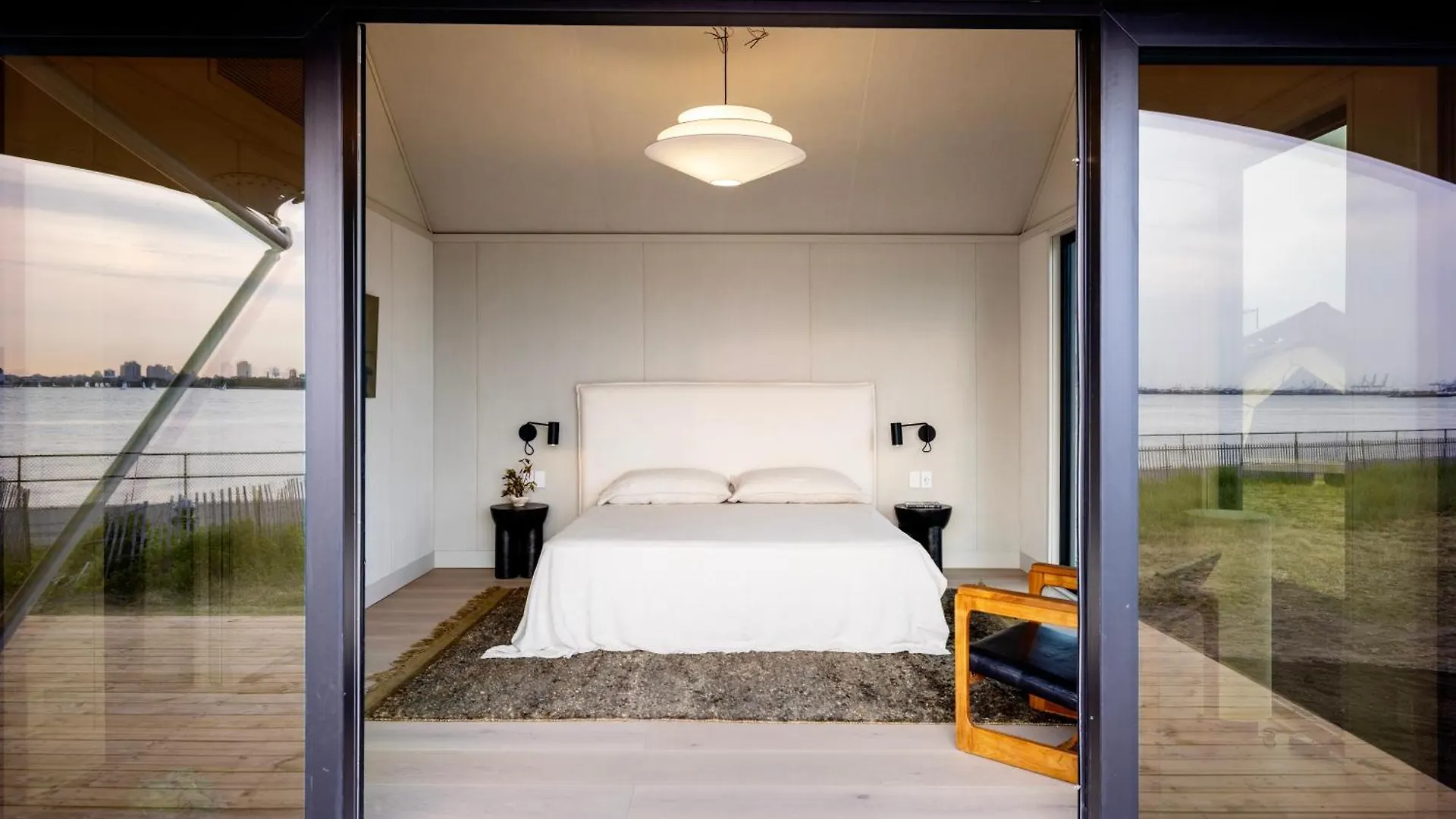 Collective Retreats Governors Island New York 4*,  United States
