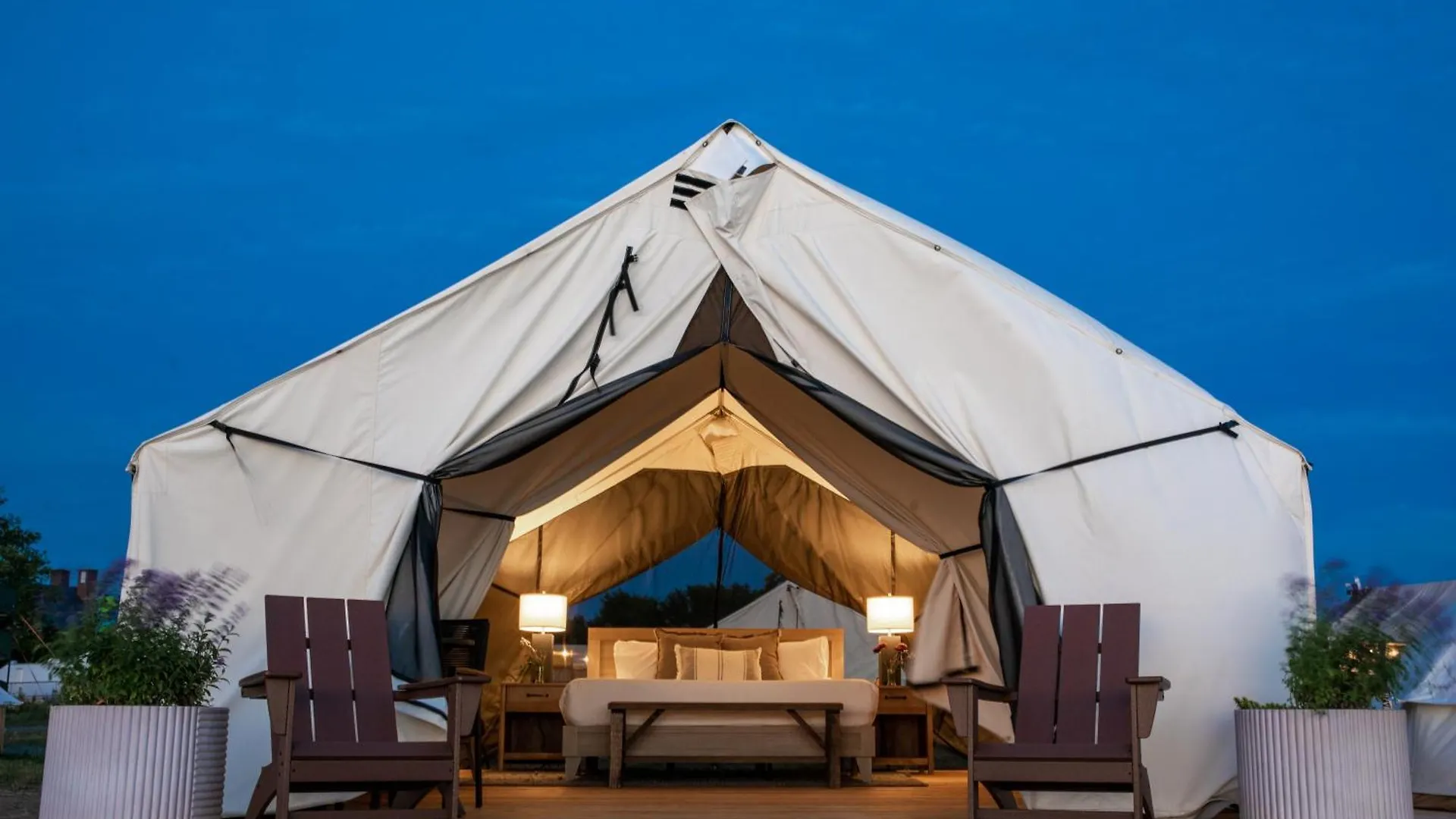 Hotel Collective Retreats Governors Island New York