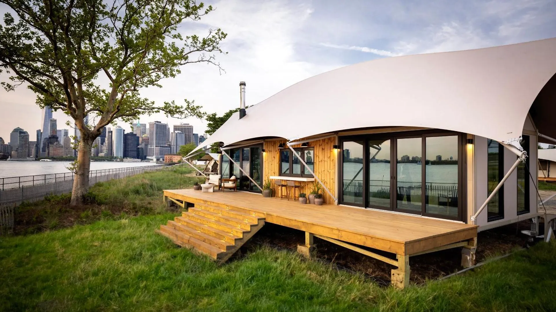 Отель Collective Retreats Governors Island Нью-Йорк
