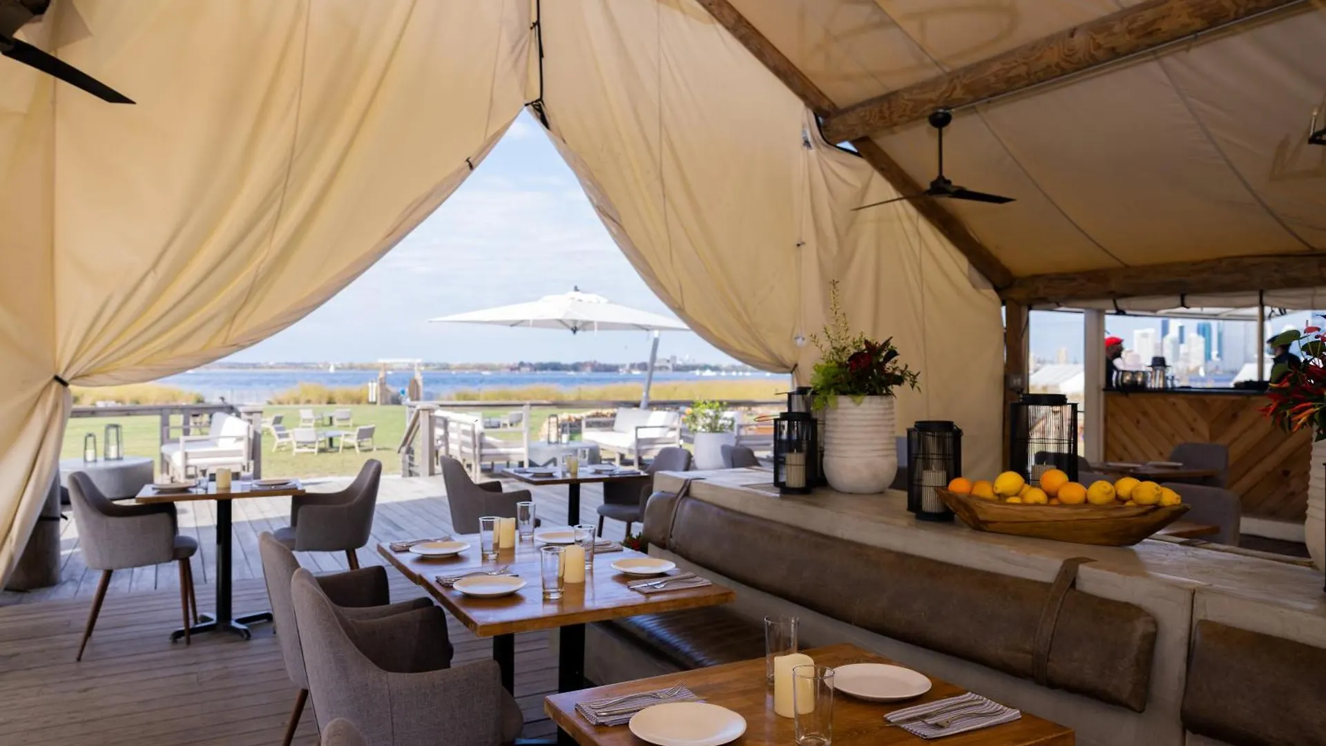 Collective Retreats Governors Island Нью-Йорк