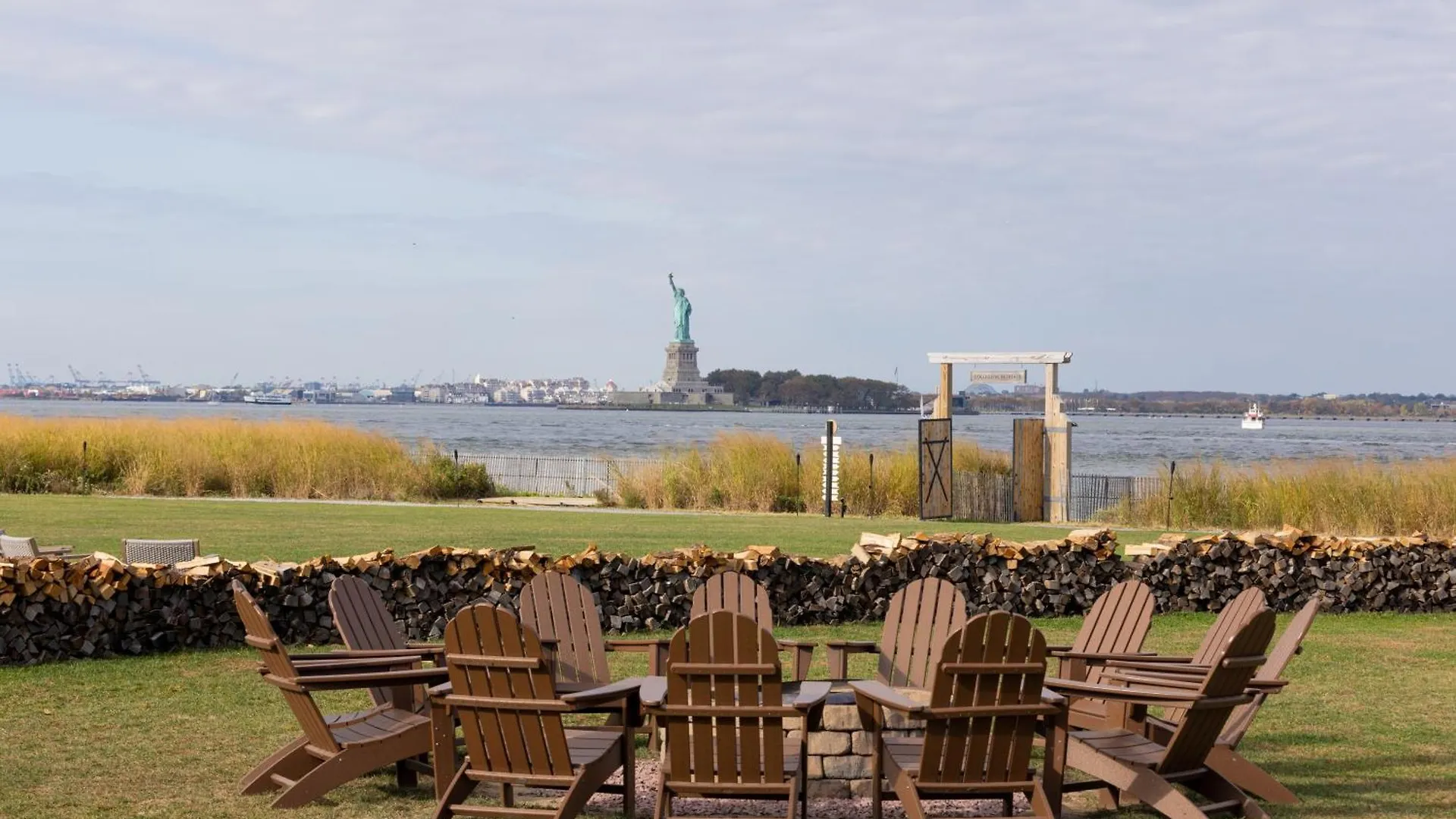 Collective Retreats Governors Island Нью-Йорк Отель