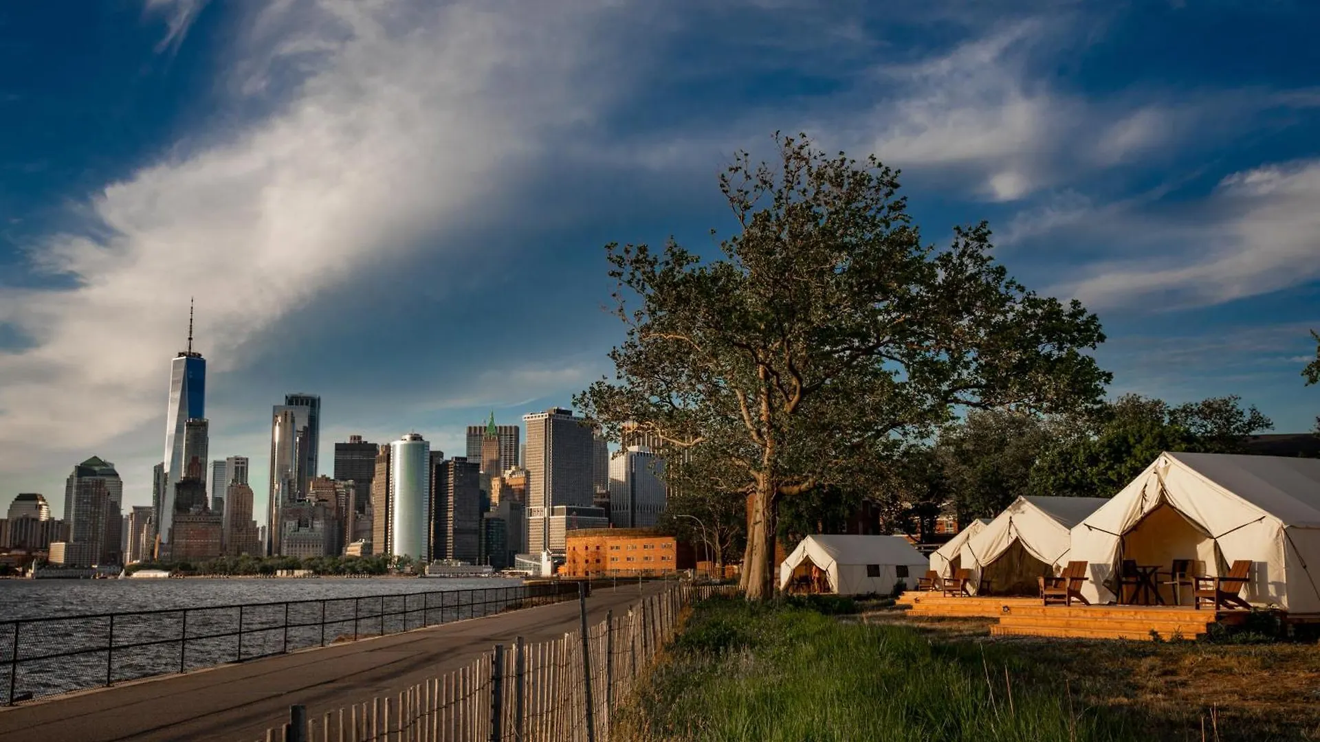 Collective Retreats Governors Island Нью-Йорк Отель
